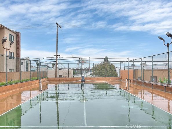 460 Oak Street 201, Glendale CA 91204