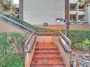 460 Oak Street 201, Glendale CA 91204