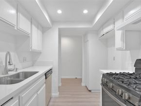 460 Oak Street 201, Glendale CA 91204