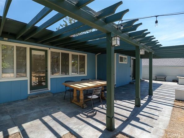 1193 Mount Lowe Drive, Altadena CA 91001