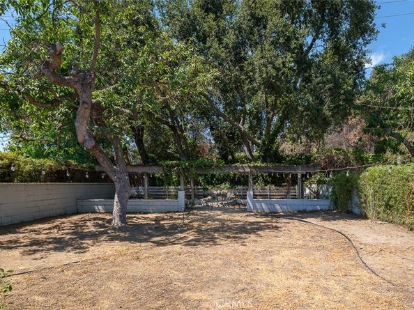 1193 Mount Lowe Drive, Altadena CA 91001