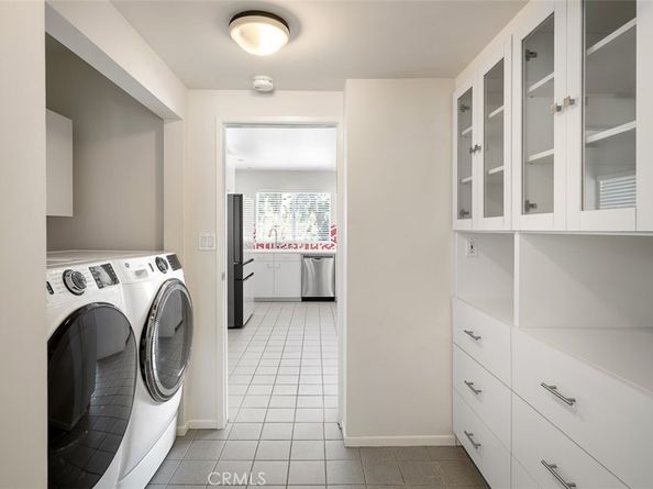 1193 Mount Lowe Drive, Altadena CA 91001