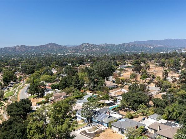 1193 Mount Lowe Drive, Altadena CA 91001