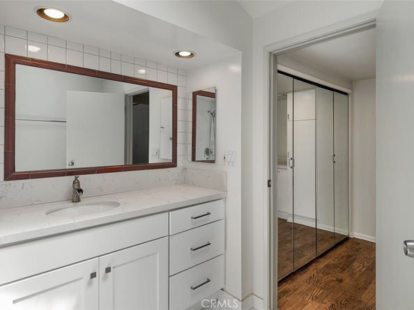 1193 Mount Lowe Drive, Altadena CA 91001