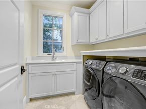 400 Santa Rosa Road, Arcadia CA 91007