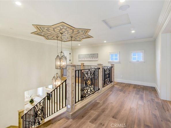 400 Santa Rosa Road, Arcadia CA 91007