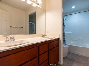 1709 N Fair Oaks Avenue 118, Pasadena CA 91103