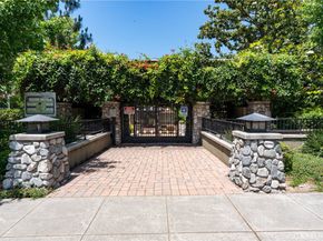 1709 N Fair Oaks Avenue 118, Pasadena CA 91103