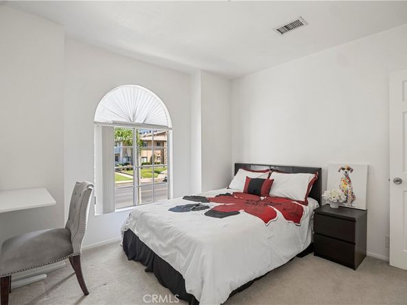 806 W Commonwealth Avenue, Alhambra CA 91801