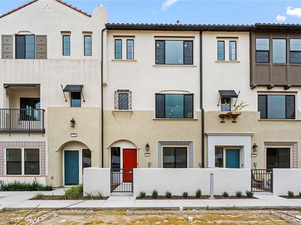 102 Sorrel Court, Burbank CA 91506