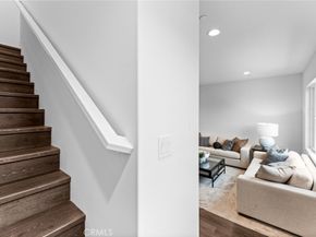 102 Sorrel Court, Burbank CA 91506