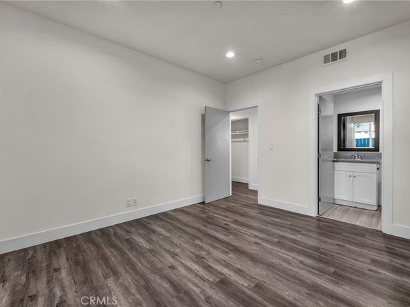 755 E 84th, Los Angeles CA 90001