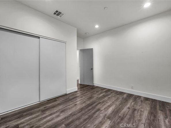 755 E 84th, Los Angeles CA 90001