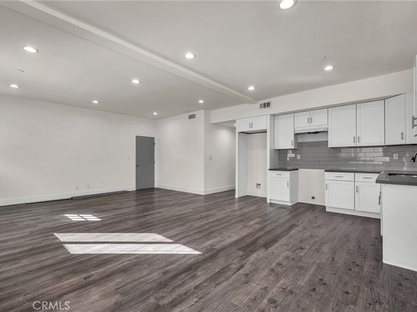 755 E 84th, Los Angeles CA 90001