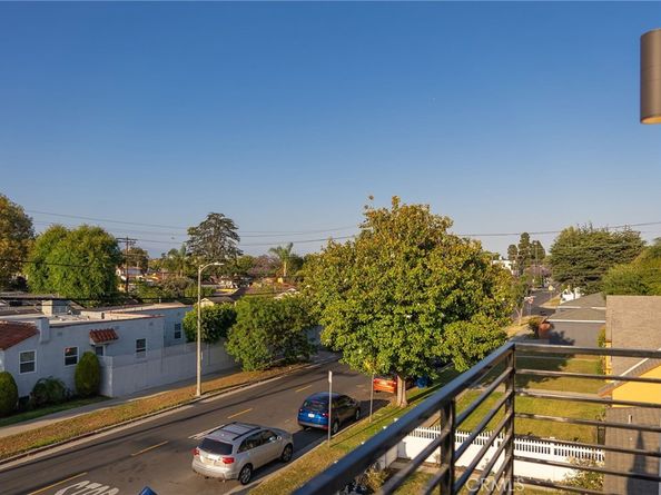 6082 W 18th Street, Los Angeles CA 90035