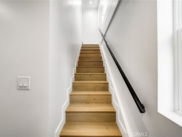 6082 W 18th Street, Los Angeles CA 90035