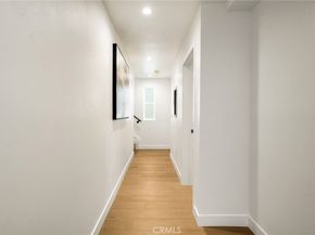 6082 W 18th Street, Los Angeles CA 90035