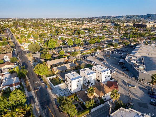 6082 W 18th Street, Los Angeles CA 90035