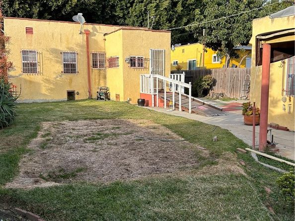 1014 E 84th st, Los Angeles CA 90001