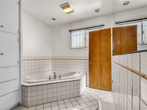 5723 West 74th Street, Los Angeles CA 90045