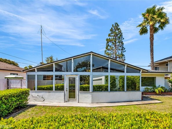 5723 West 74th Street, Los Angeles CA 90045