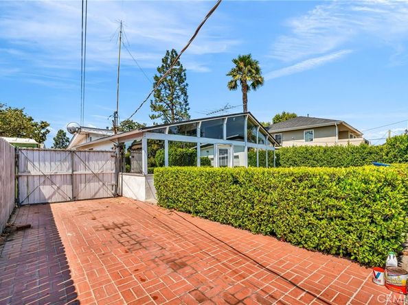 5723 West 74th Street, Los Angeles CA 90045
