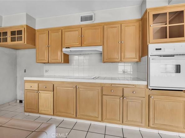 5723 West 74th Street, Los Angeles CA 90045