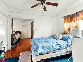 939 E 88th Place, Los Angeles CA 90002
