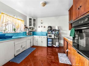 939 E 88th Place, Los Angeles CA 90002