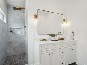 5449 S Victoria Avenue, Los Angeles CA 90043