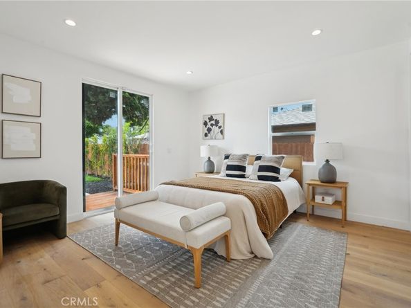 5449 S Victoria Avenue, Los Angeles CA 90043