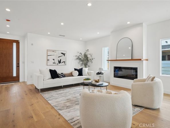 5449 S Victoria Avenue, Los Angeles CA 90043