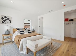 5449 S Victoria Avenue, Los Angeles CA 90043