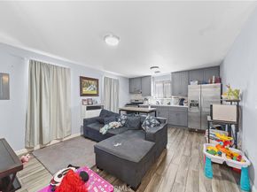 1142 E Century Boulevard, Los Angeles CA 90002