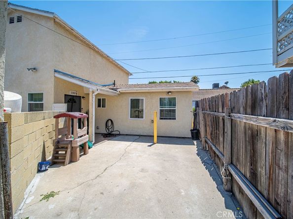 1142 E Century Boulevard, Los Angeles CA 90002