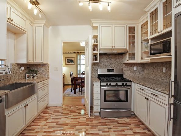 404 N Vinedo Avenue, Pasadena CA 91107