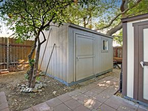 404 N Vinedo Avenue, Pasadena CA 91107