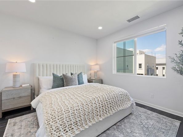 725 S Mosaic Street, Anaheim CA 92805