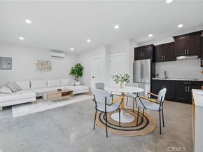 2111 S Bronson Ave, Los Angeles CA 90018