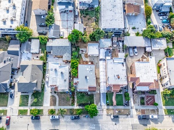 2111 S Bronson Ave, Los Angeles CA 90018
