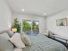 2111 S Bronson Ave, Los Angeles CA 90018