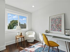2111 S Bronson Ave, Los Angeles CA 90018