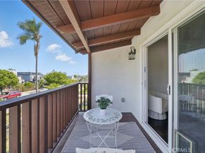 2111 S Bronson Ave, Los Angeles CA 90018