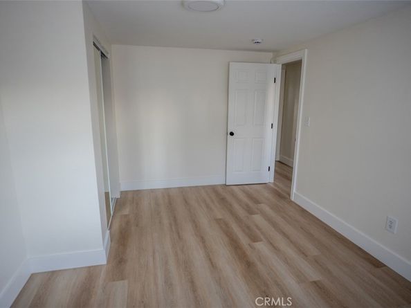 433 433 W Century, Los Angeles CA 90003