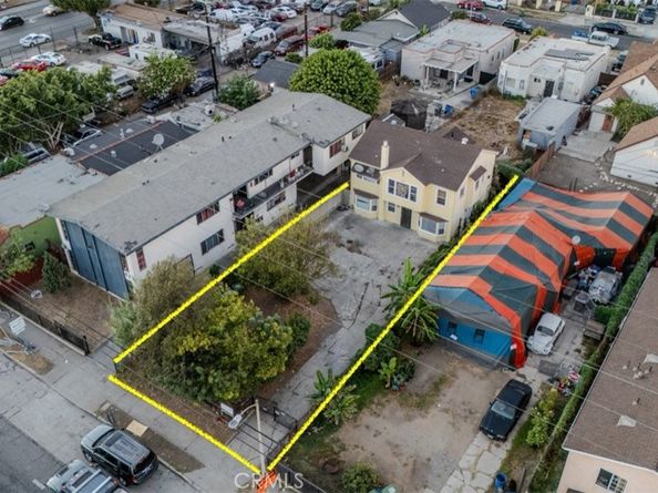 433 433 W Century, Los Angeles CA 90003