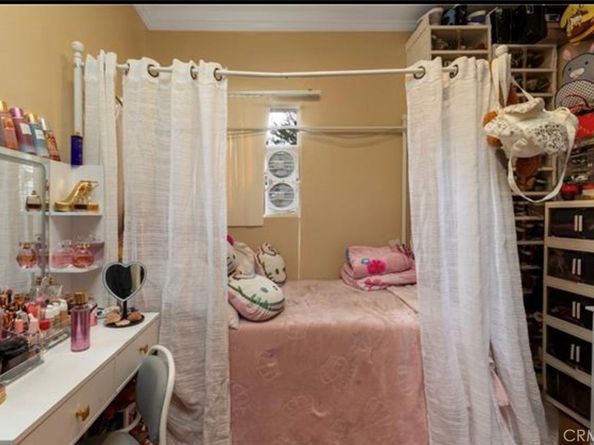 1843 Cerritos, Long Beach CA 90806