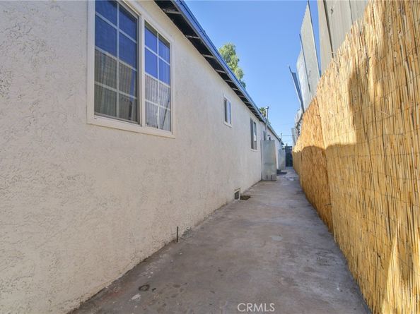 9621 Laurel, Los Angeles CA 90002