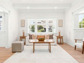 1720 S Kingsley, Los Angeles CA 90006