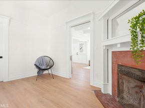 1720 S Kingsley, Los Angeles CA 90006