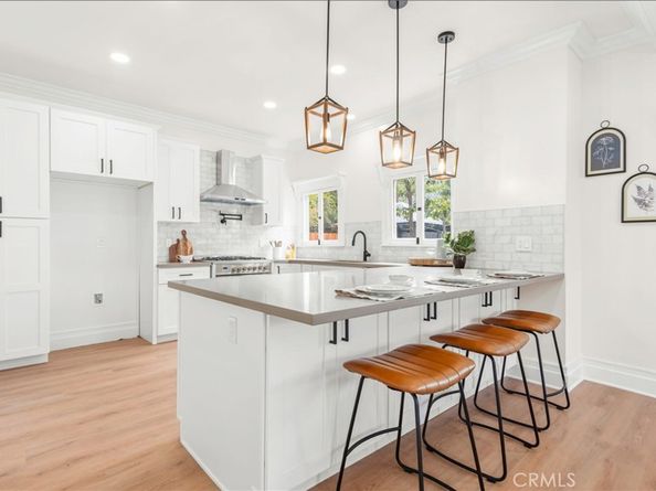 1720 S Kingsley, Los Angeles CA 90006